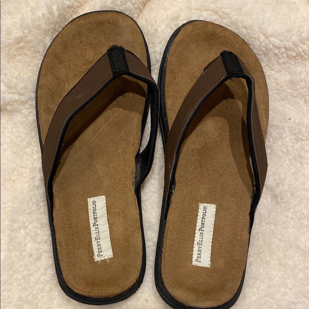 Perry Ellis Minimalist Brown and Black Sandals